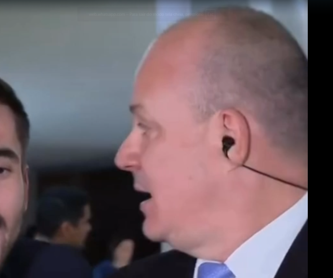 ASSESSOR DE JANONES INVADE LINK AO VIVO, PROTESTA CONTRA DOSIMETRIA E ACABA DEMITIDO APÓS REPERCUSSÃO