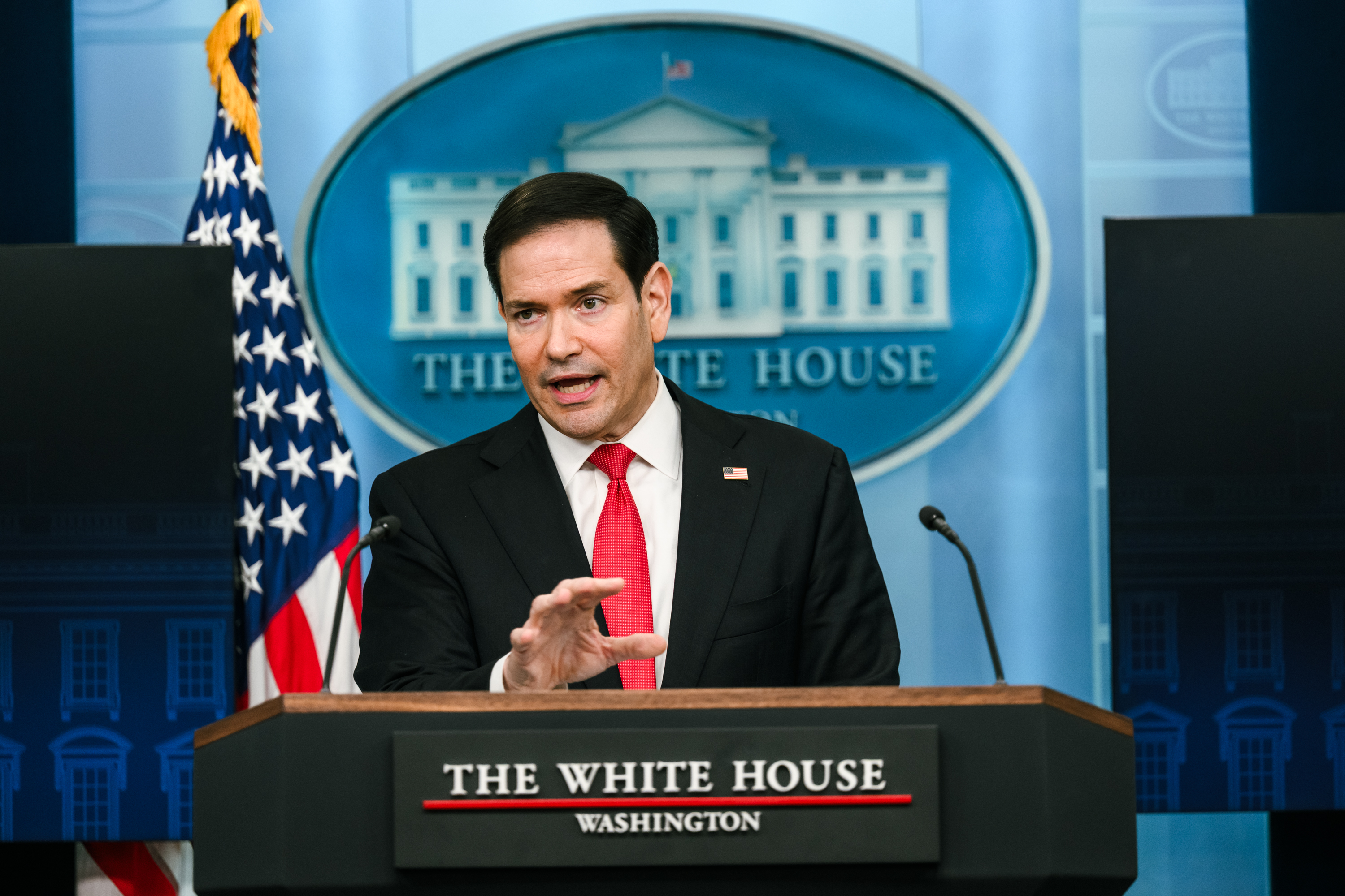 MARCO RUBIO CITA BRASIL ENTRE PAÍSES “NÃO AMIGÁVEIS” AOS EUA EM AUDIÊNCIA NO SENADO