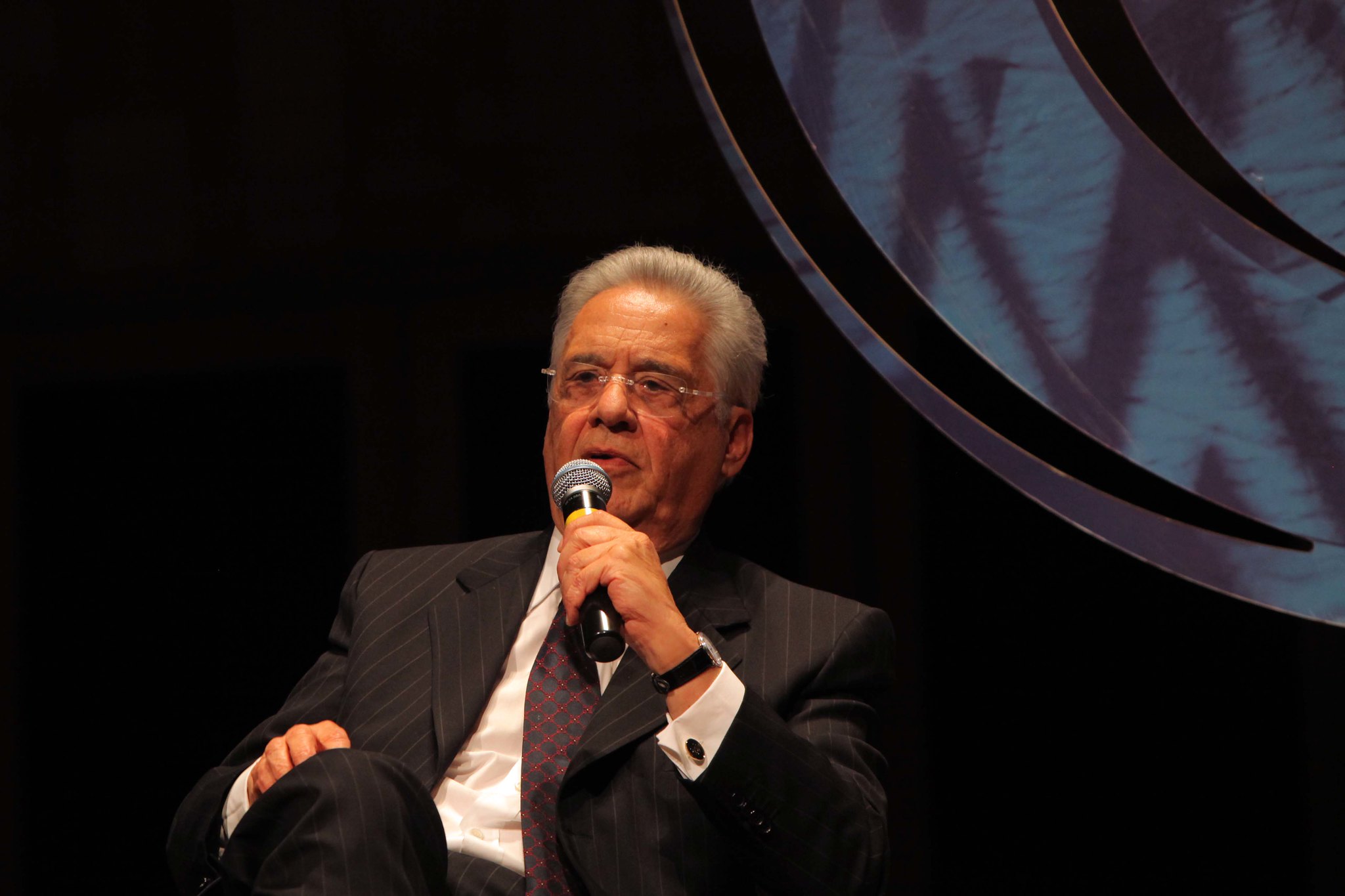 FERNANDO HENRIQUE CARDOSO CONVIVE COM ALZHEIMER E JÁ NÃO RECORDA PARTE DA PRÓPRIA HISTÓRIA