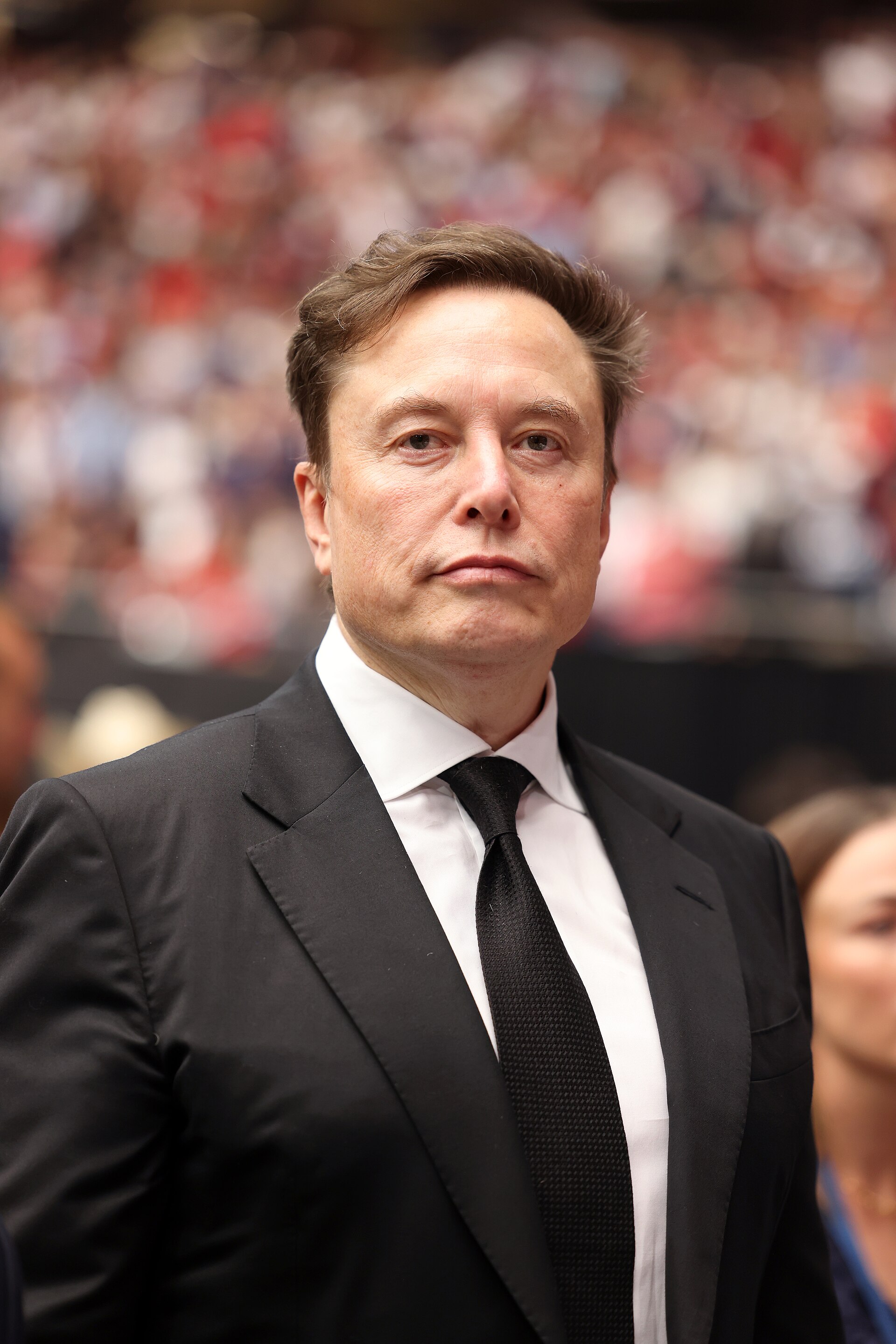 ELON MUSK PREVÊ QUE DINHEIRO PODERÁ PERDER IMPORTÂNCIA ATÉ 2036 COM AVANÇO DA IA E DOS ROBÔS