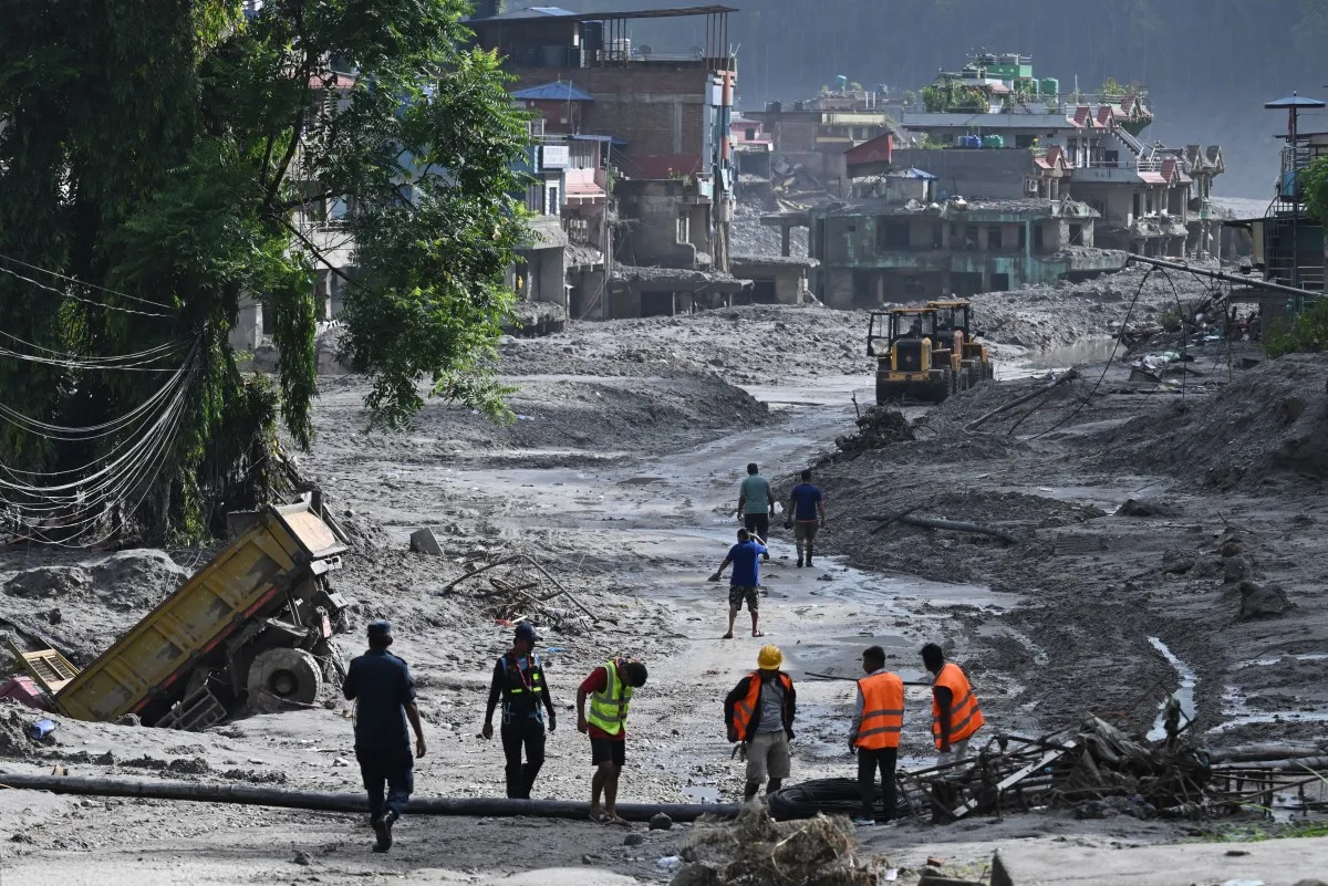 AQUECIMENTO GLOBAL AGRAVOU CONDIÇÕES QUE LEVARAM A DESASTRE COM MAIS DE 1,4 MIL MORTOS NO NEPAL, DIZ ESTUDO