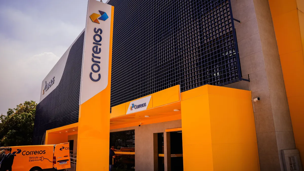 GREVE DOS CORREIOS TERMINA APÓS 15 DIAS; TRABALHADORES RETOMAM ATIVIDADES NESTA SEXTA